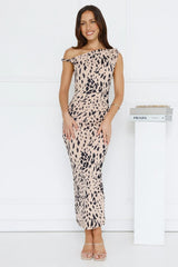 Exotic Essence Off Shoulder Midi Dress Print
