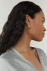 BLACK PEARL EARRING