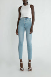 OAK ESSENTIAL SLIM FIT HIGH-RISE JEAN