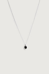 CURB CHAIN WITH ONYX PENDANT