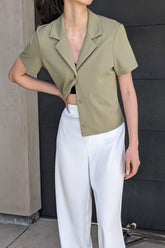 COLLARED BUTTON UP SHORT SLEEVE SHIRT