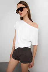 RELAXED FIT OFF THE SHOULDER T-SHIRT