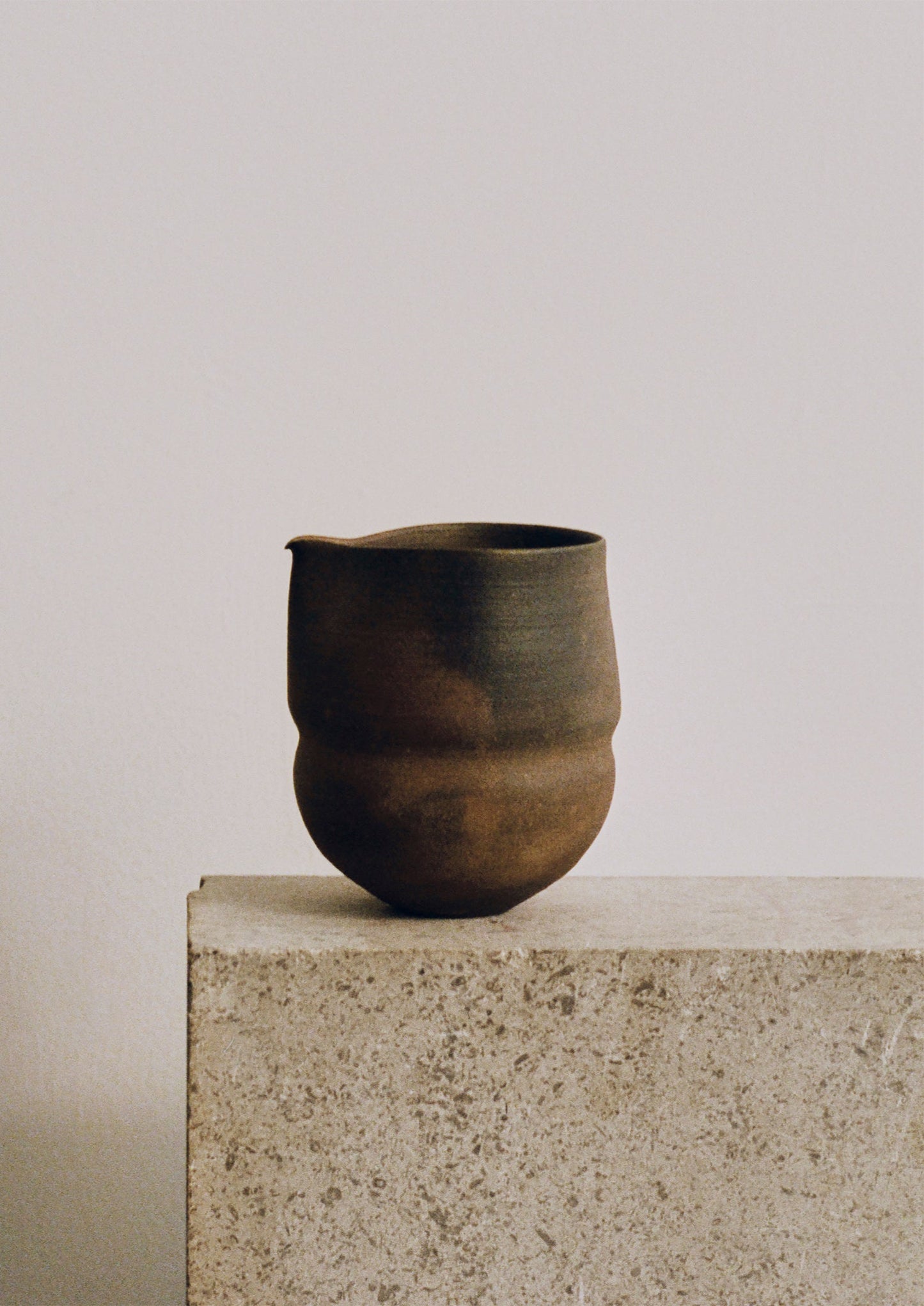 Yuichi Romita Katakuchi Pourer Large | Ash Brown