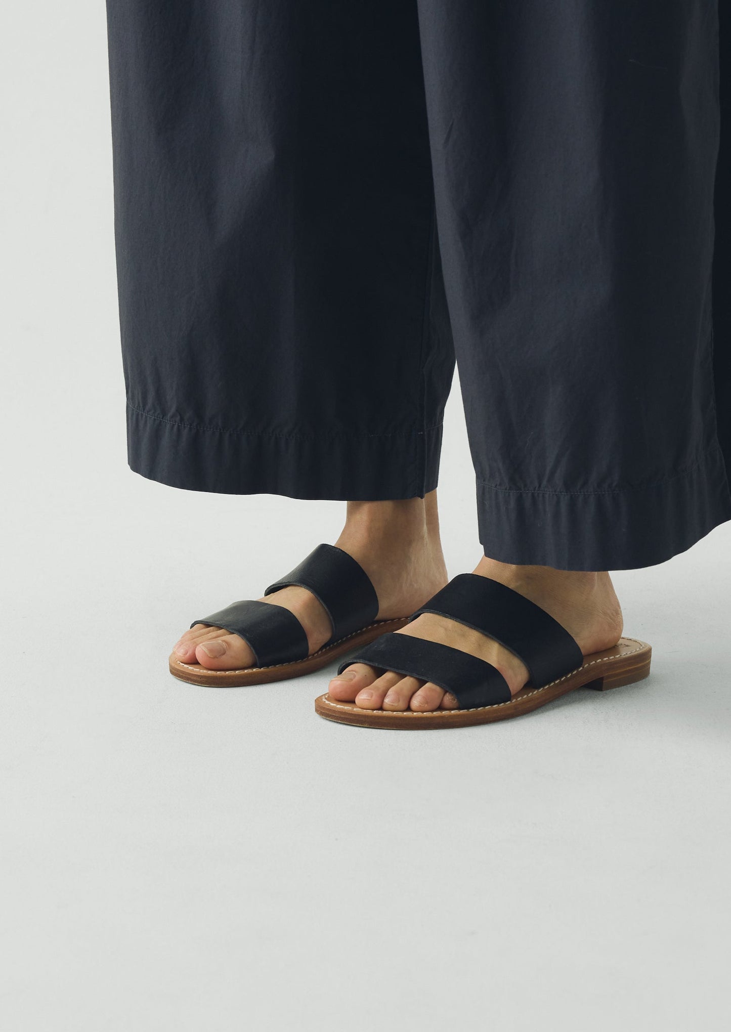 La Botte Gardiane Marcelle Leather Sandals | Black