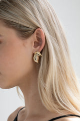 OVERSIZED PETAL EARRING
