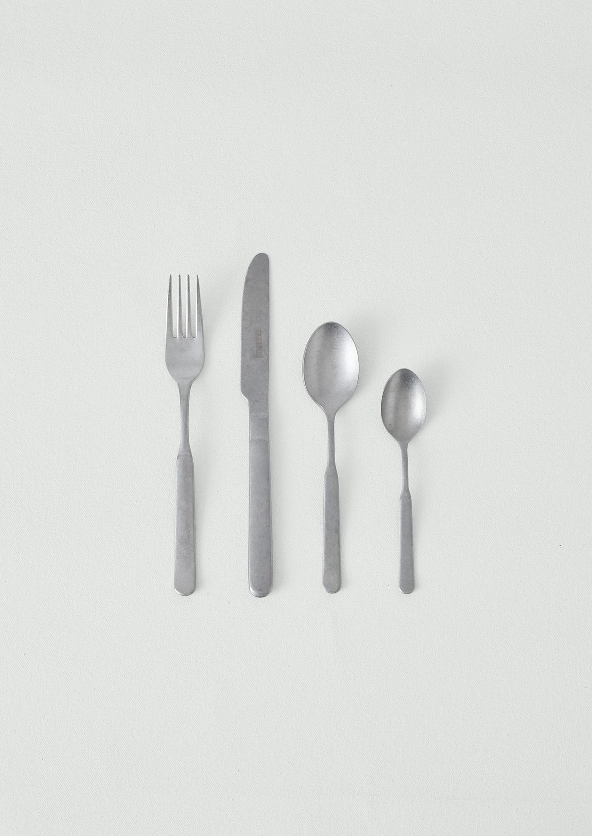 Osteria Stonewashed Cutlery Set | Silver