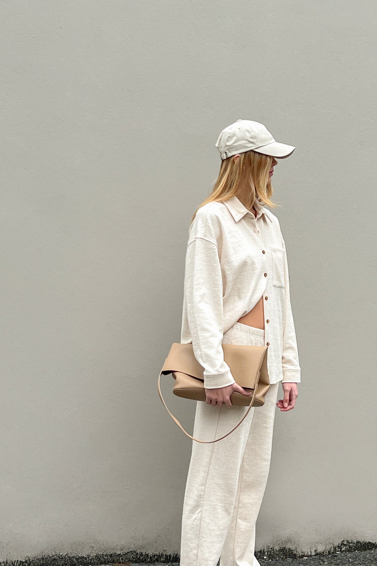 OVERSIZED KNIT SHIRT