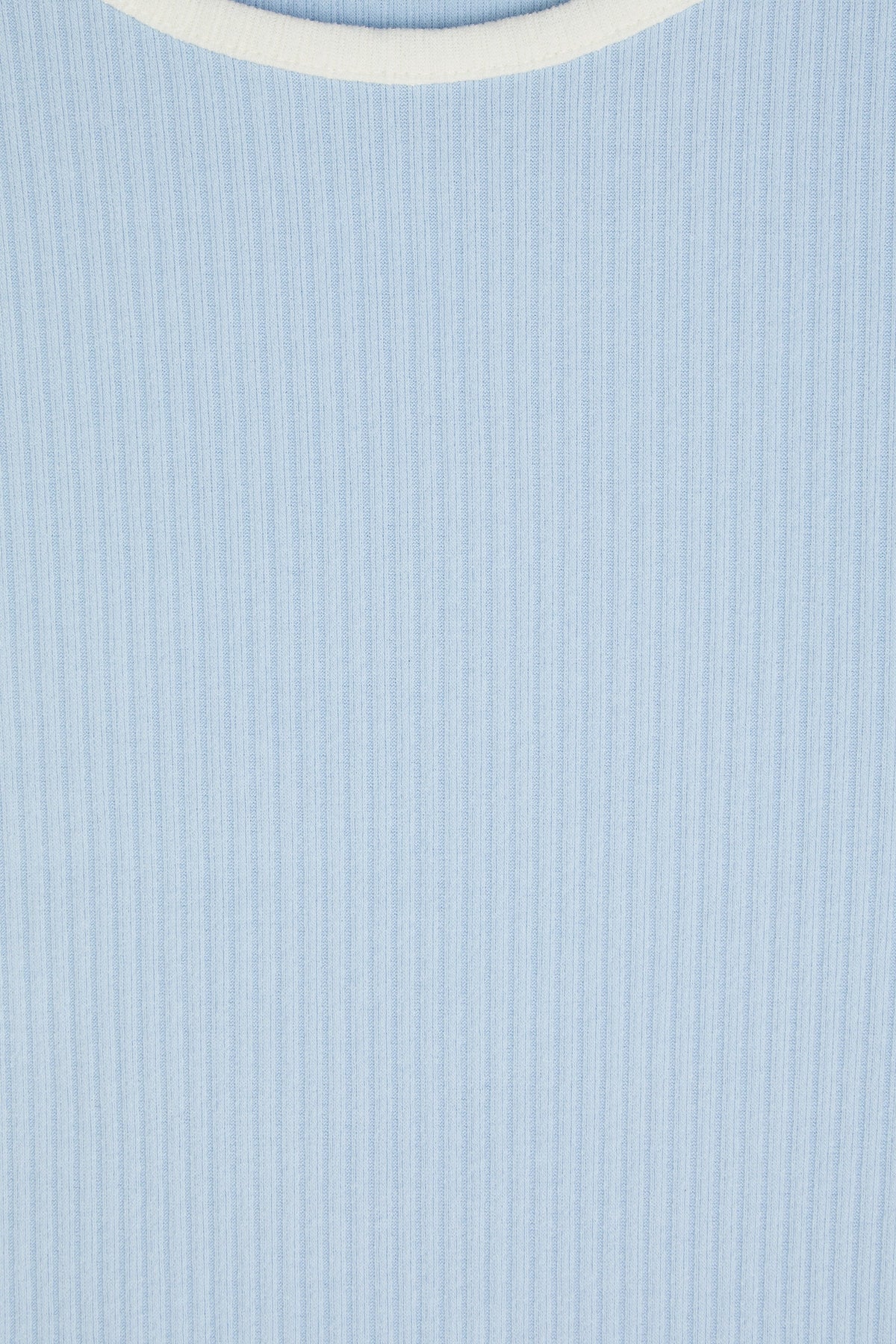 CONTRAST TRIM TEE