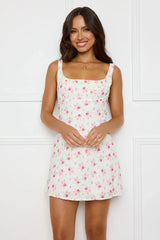 Cosmopolitan Chic Mini Dress Pink